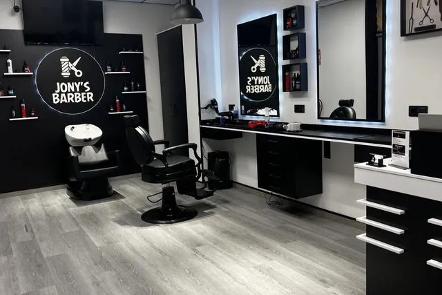 Interior Jony's Barber
